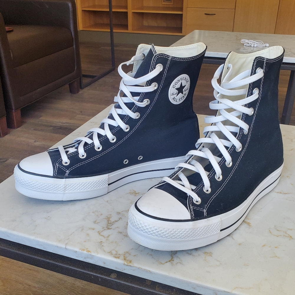 *SUPER RARE* Chuck Taylor All Star Lift Extra High Platform